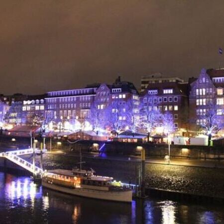 Impression - Montage von Weihnachtsbeleuchtungen